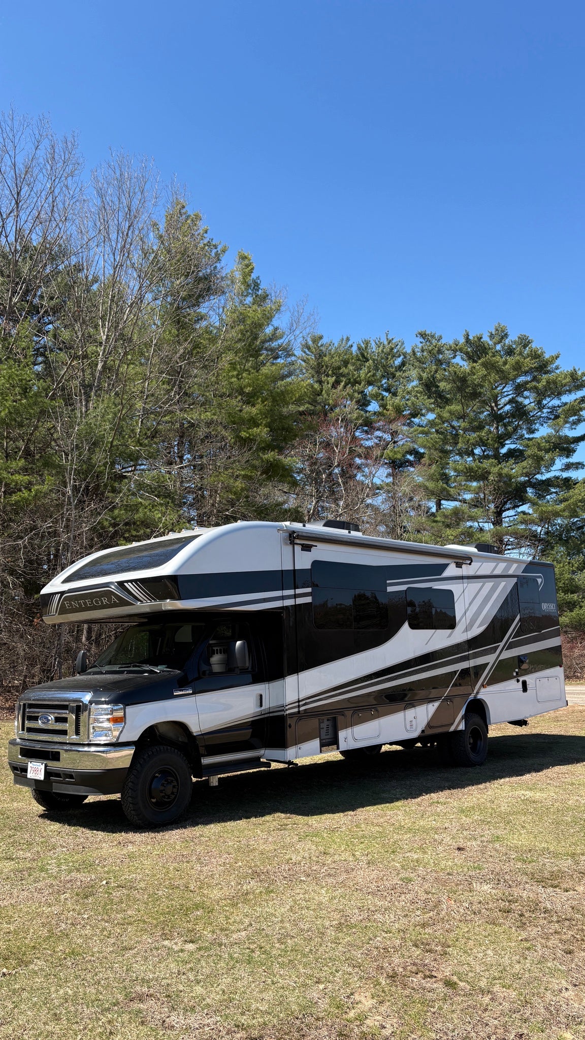 Ford E-Series Class C RV 6‘’ Off Grid Suspension Lift Kit by Weldtec Designs
